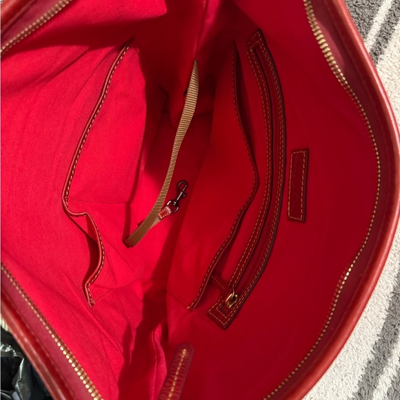 PRE-LOVED Dooney & Bourke Camden
Florentine Hobo Medium Shoulder
Bag - Picture 7 of 13